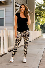 Load image into Gallery viewer, Leopard Leggings