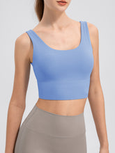 Load image into Gallery viewer, Scoop Neck Wide Strap Active Tank